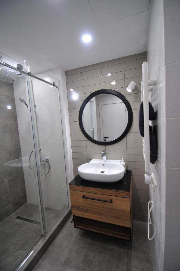 Sea View Apartment Near To The Dancing And Music Fountains Batumi Exterior photo