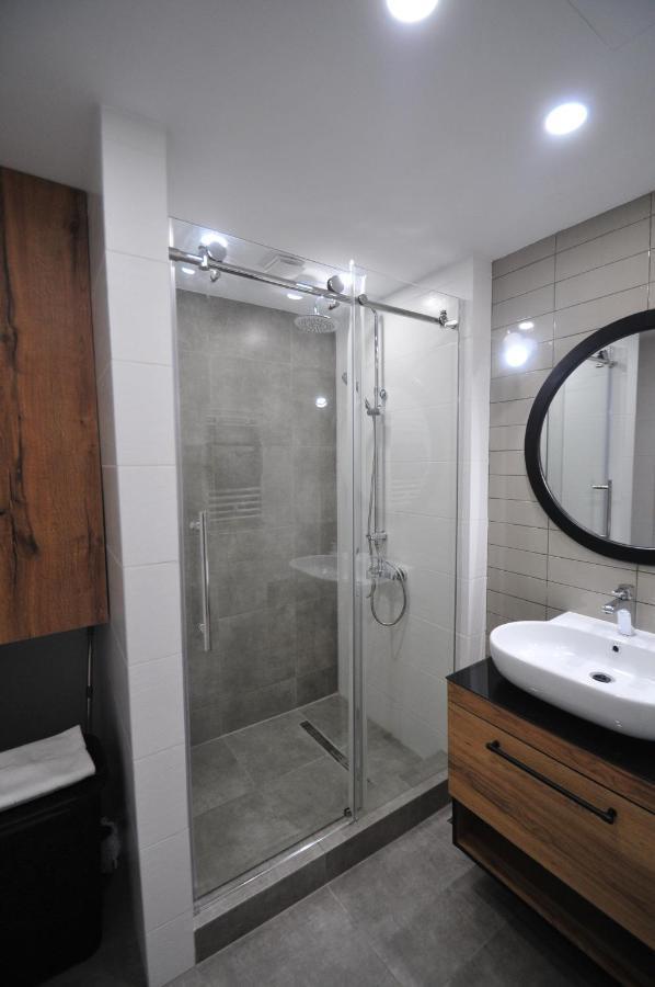 Sea View Apartment Near To The Dancing And Music Fountains Batumi Exterior photo